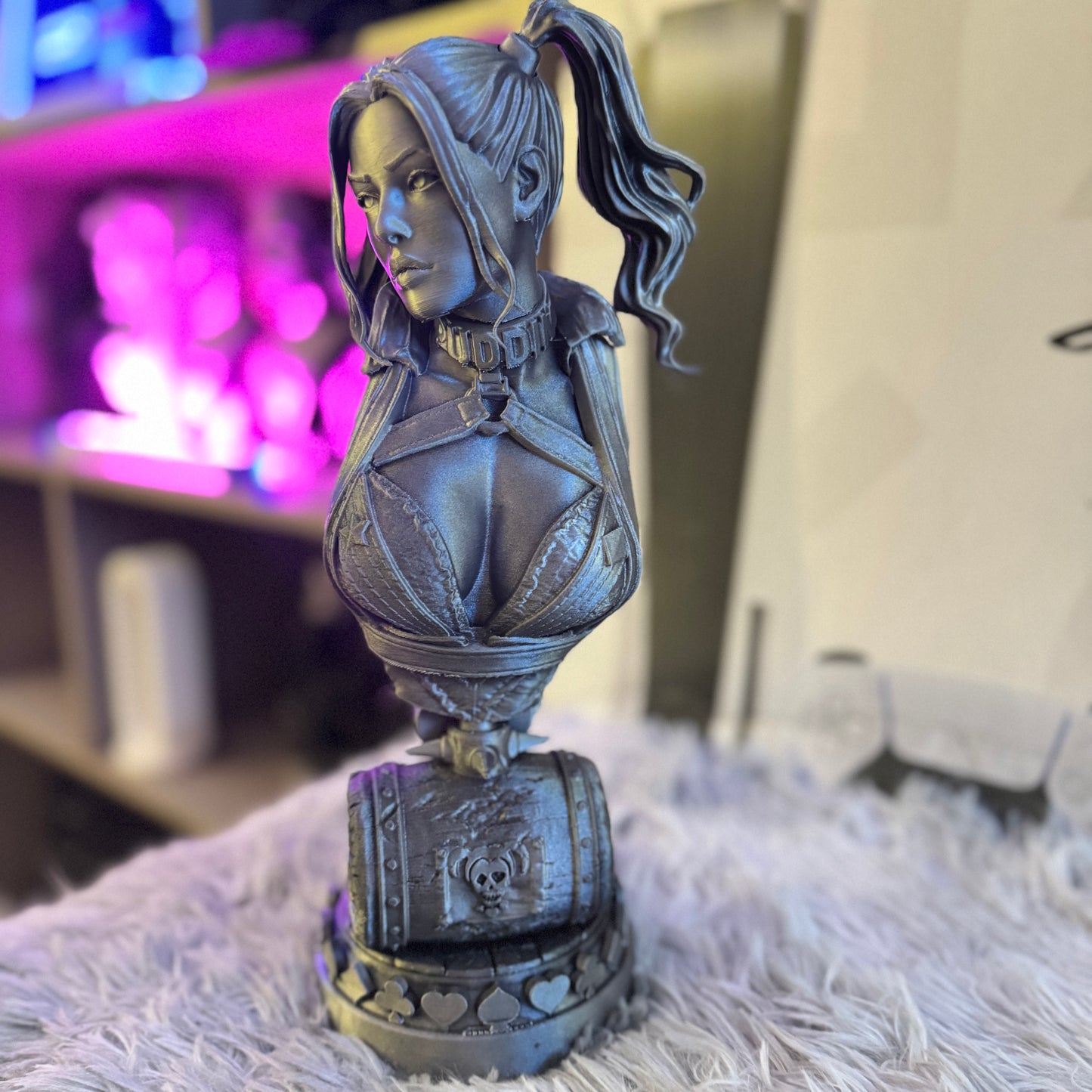 Harley Queen Bust