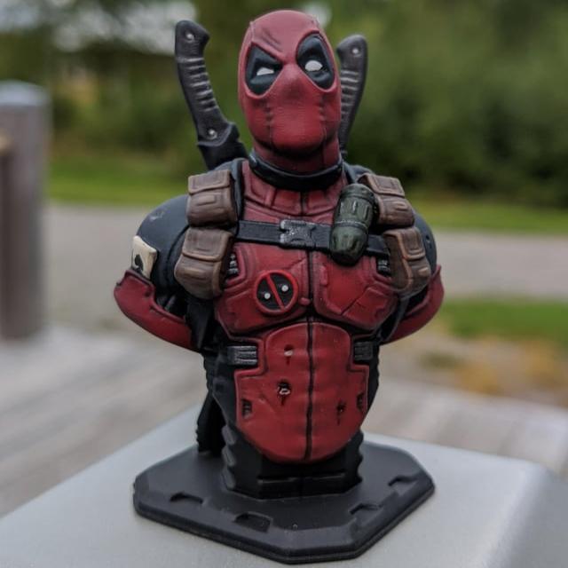 Deadpool Bust