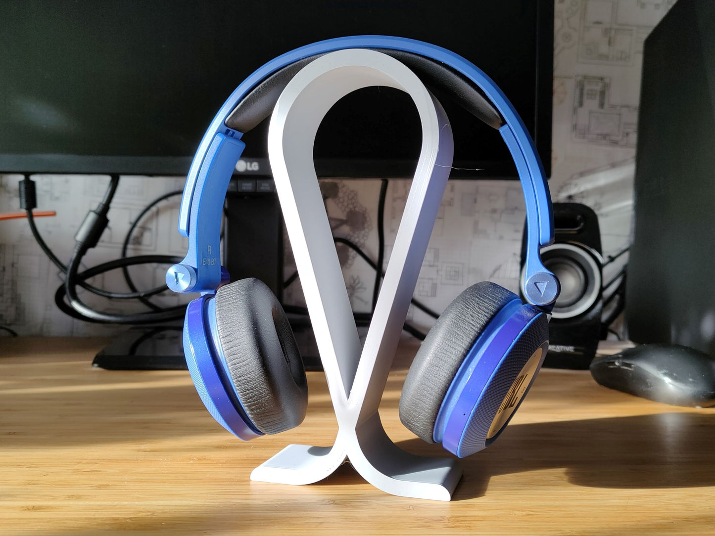 Classic Headphone Stand