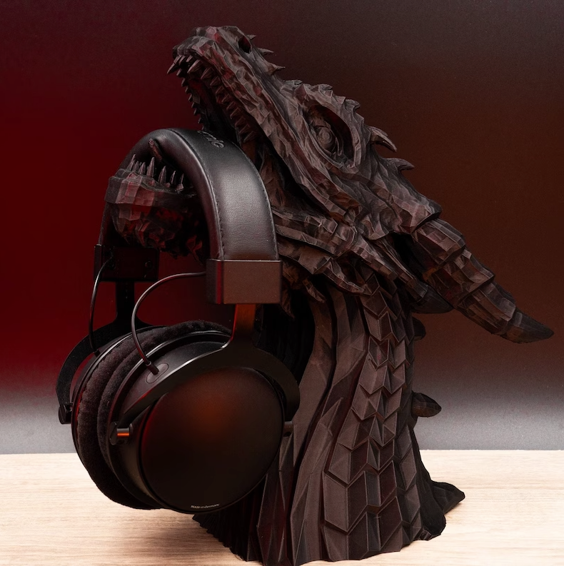 Dragon Sculpture Headphone Stand