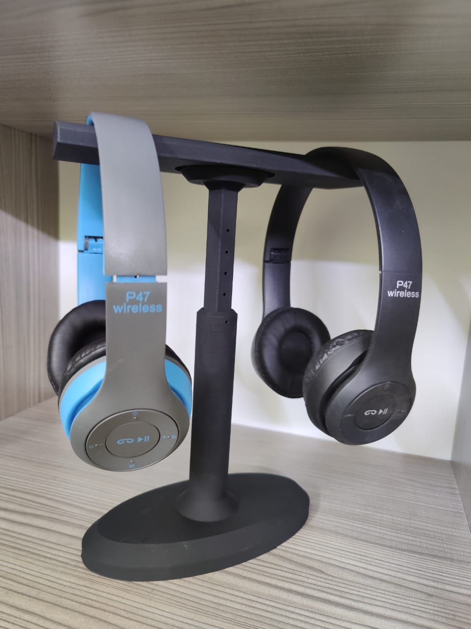 Dual Headphone Stand